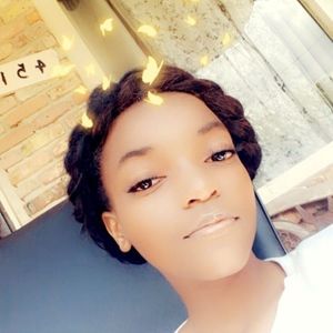 Meet your Posher, Lauryn